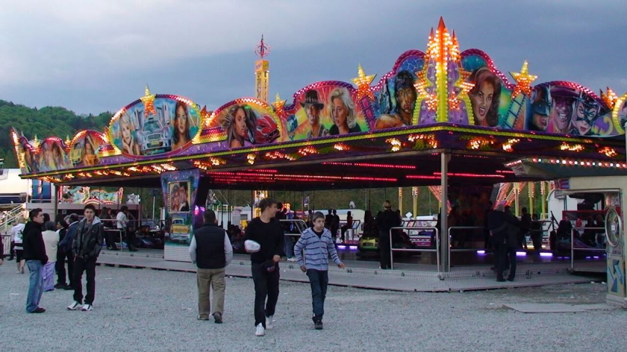 Heute im Zanolla-Park sind der Autoscooter «Hollywood», 