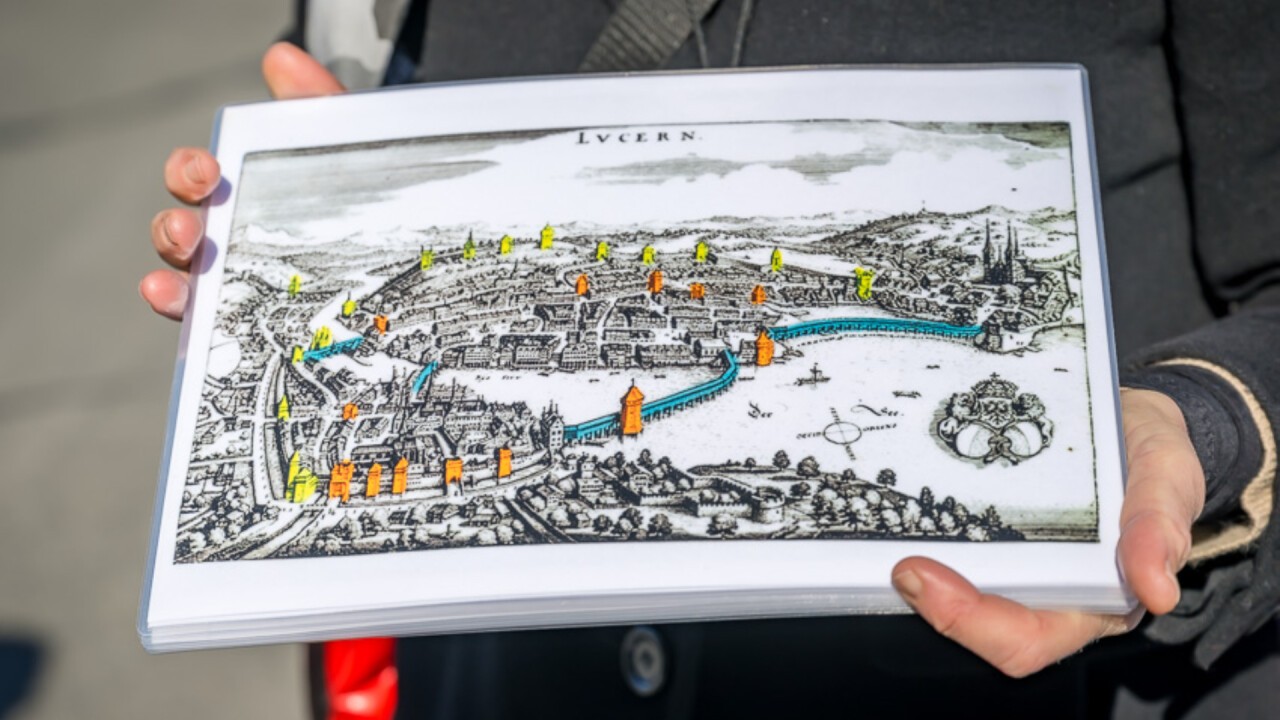 Ein grösserer See, eine zweite Holzbrücke, weitere Türme - so sah die Stadt bei der Stadtgründung aus.