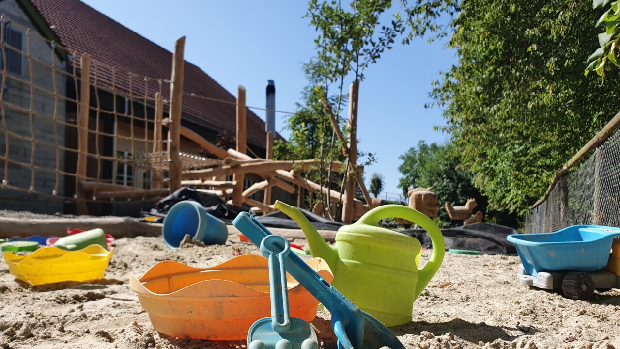 Grosser Kinderspielplatz