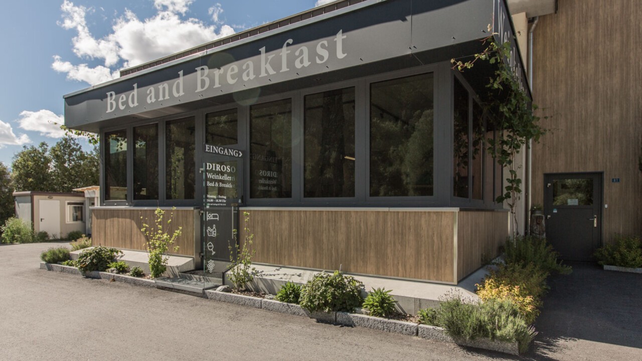 DIROSO Weinkellerei & Bed and Breakfast