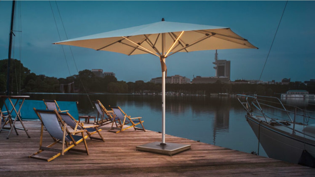Sonnenschirm mit LED Beleuchtung