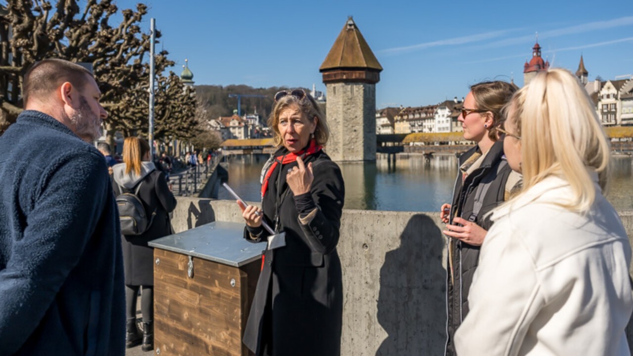 Ein Halt für den Blick auf die Kapellbrücke und den Wasserturm darf nicht fehlen. 