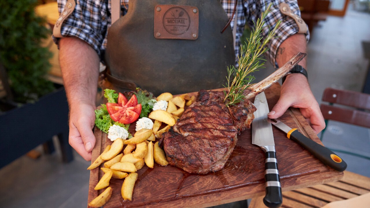 T-Bone Steak aus unserer Grillhütte