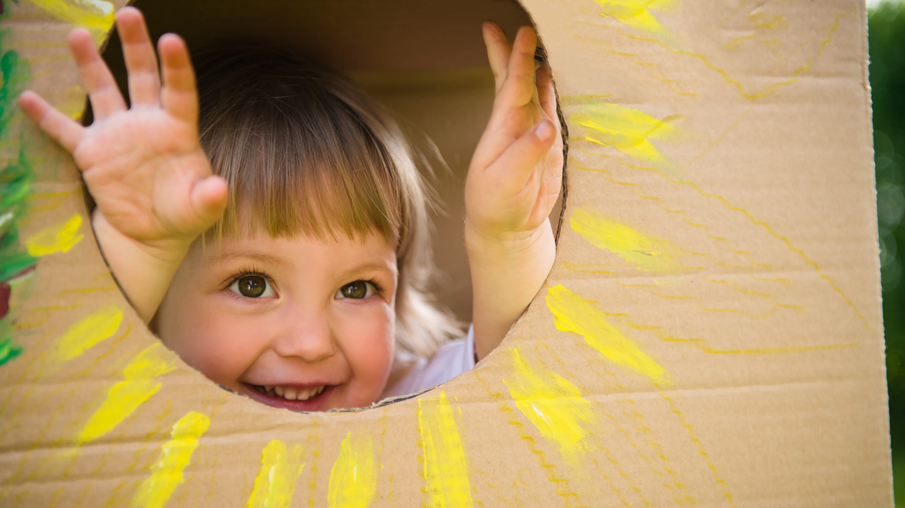 Lasst die Kinder mit allen Materialien spielen, die sie interessant finden
(Quelle Bild iStock)