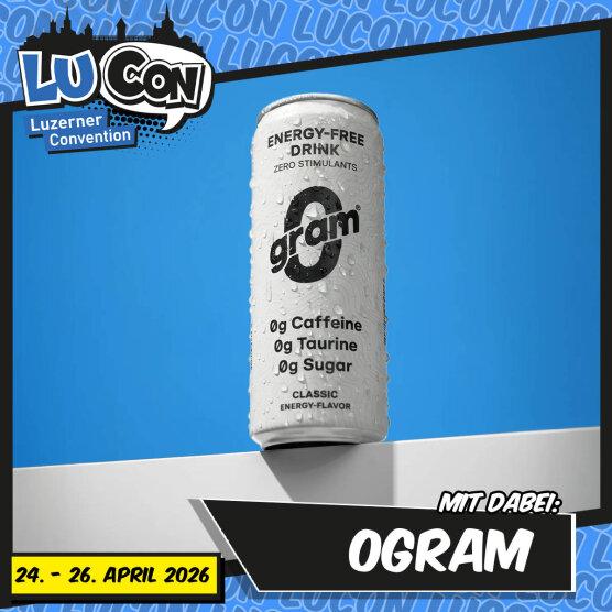 Eine Dose des energielosen Ogram-Getränks steht auf einem weißen Sims vor einem blauen Hintergrund und wirbt für 0 g Koffein, Taurin und Zucker. Der Text wirbt für die LuCon Luzerner Convention vom 24. bis 26. April 2026.