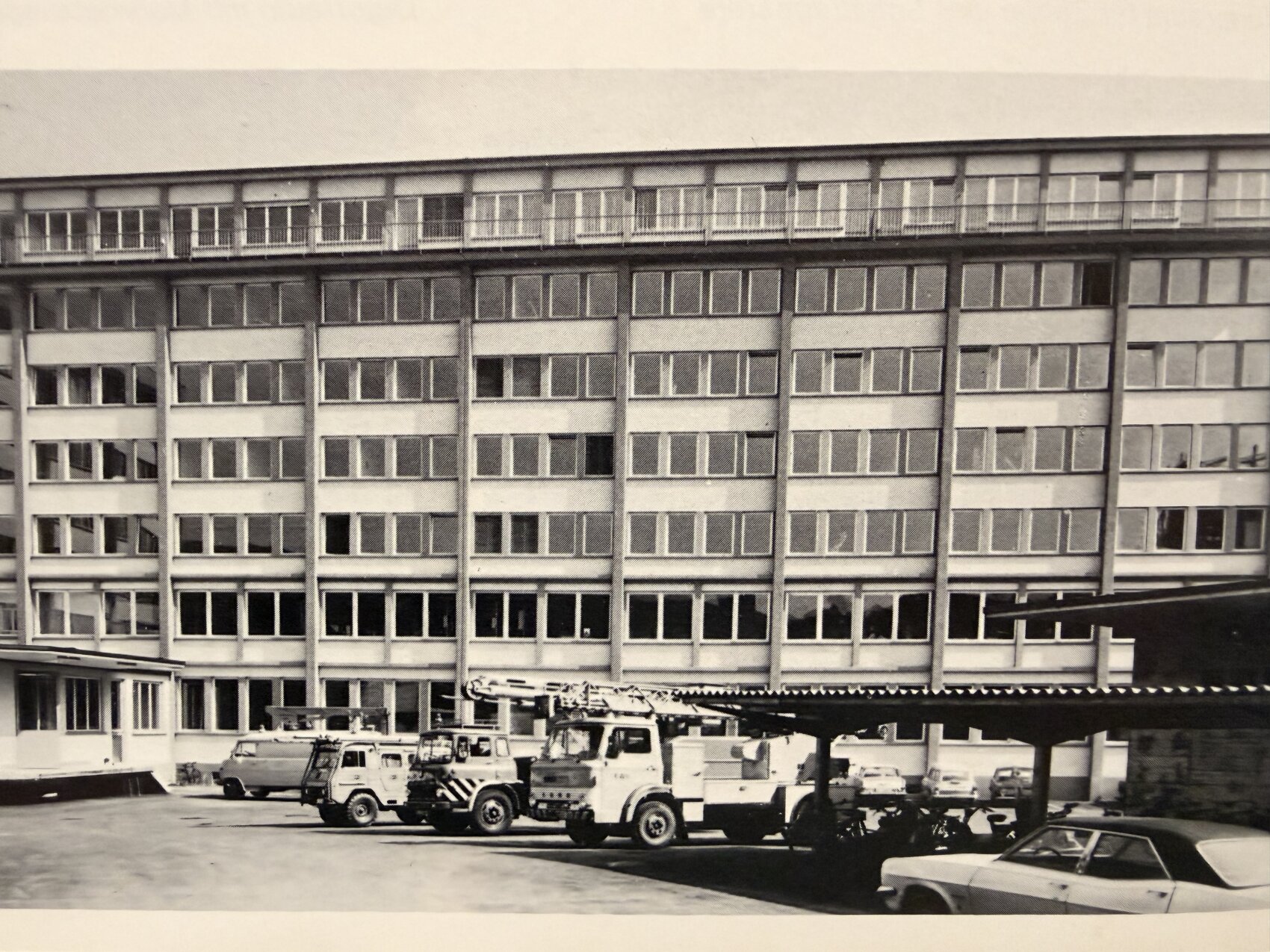 Das Gebäude der EGW (heute ewl) in den 80er-Jahren